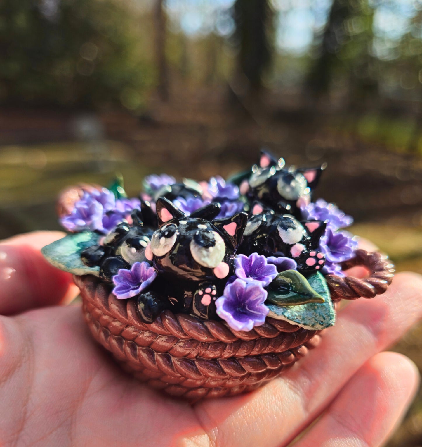 Flower Kitten Basket